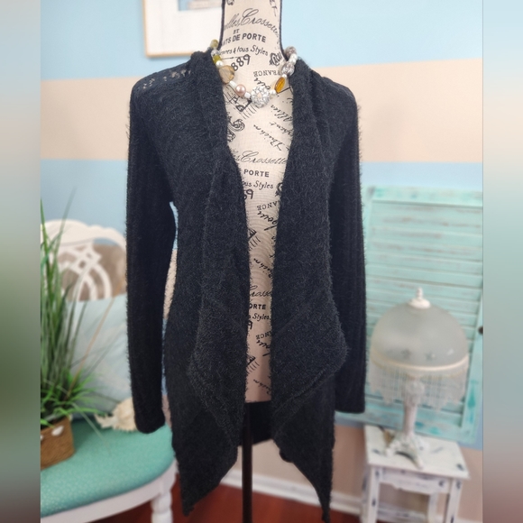 Artesia Long Sleeve Black Lace Waterfall Cardigan - Picture 3 of 7